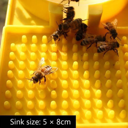 Plastic Bee Feeder – Non‑Toxic Hive Water Dispenser